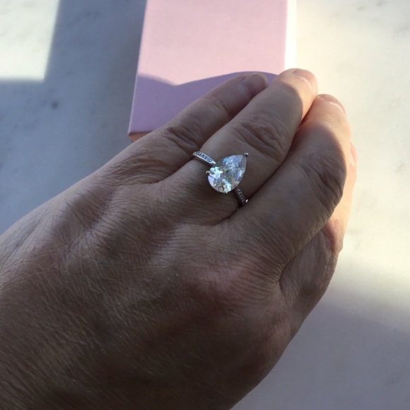 Sale $18 Firm! .925 Sterling Silver Teardrop Pear Cz Ring, sizes 4-12 - Picture 16 of 16